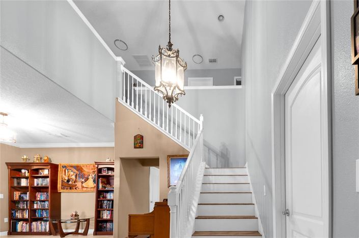 Image No.23-5 Bed Property for sale