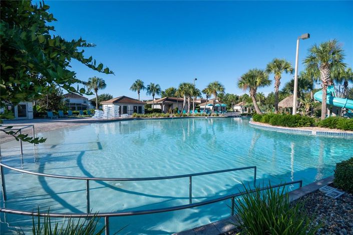 Image No.50-5 Bed Property for sale