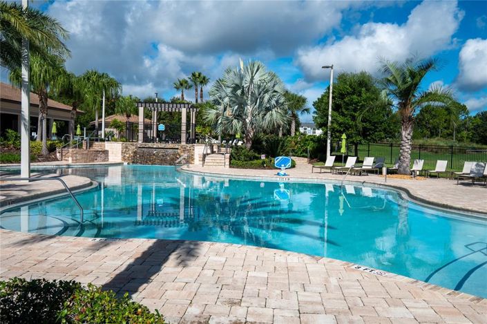 Image No.67-5 Bed Property for sale