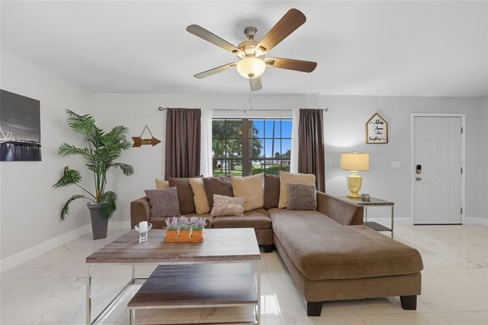 Image No.10-4 Bed Property for sale