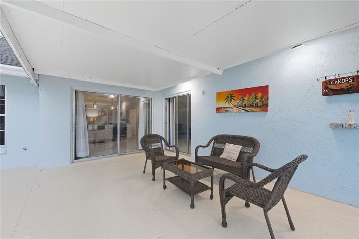 Image No.26-4 Bed Property for sale