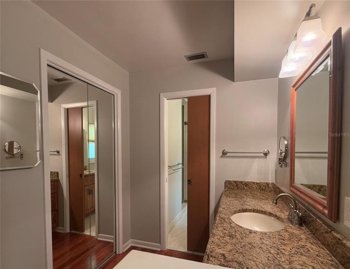 Image No.13-3 Bed Property for sale