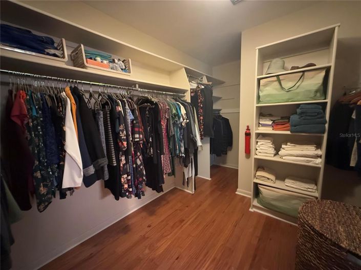 Image No.16-3 Bed Property for sale