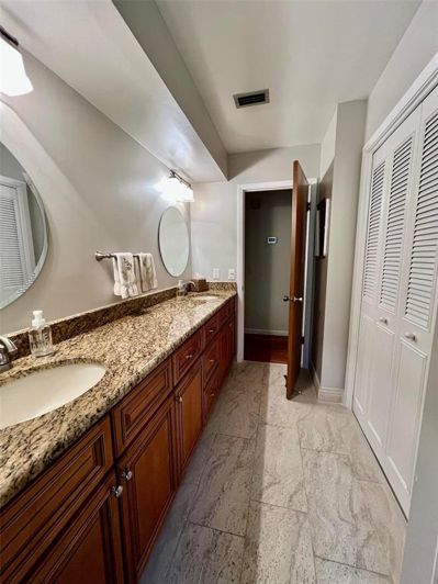 Image No.20-3 Bed Property for sale