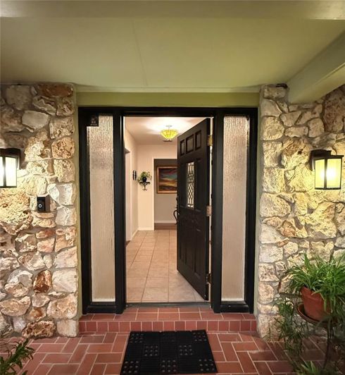 Image No.4-3 Bed Property for sale