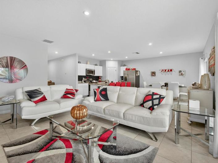 Image No.10-4 Bed Property for sale