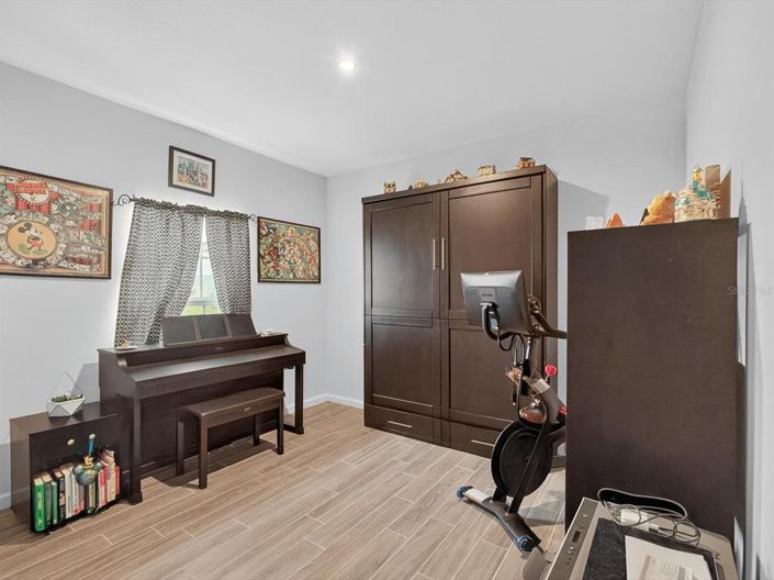 Image No.16-4 Bed Property for sale