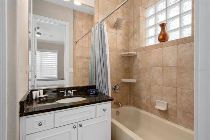 Image No.52-5 Bed Property for sale