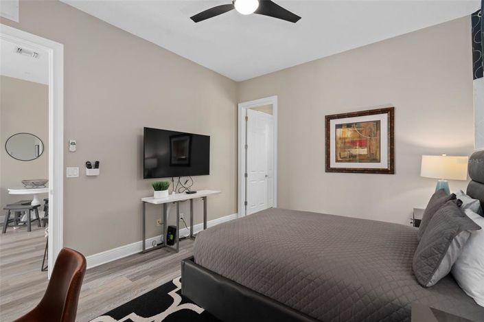 Image No.67-5 Bed Property for sale