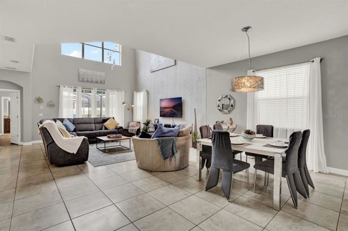 Image No.3-Propriété de 5 chambres à vendre à Kissimmee