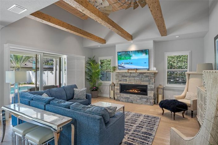 Image No.16-4 Bed Property for sale