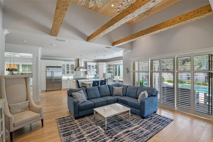 Image No.18-4 Bed Property for sale