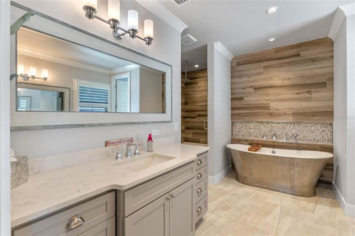 Image No.29-4 Bed Property for sale