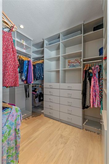 Image No.31-4 Bed Property for sale