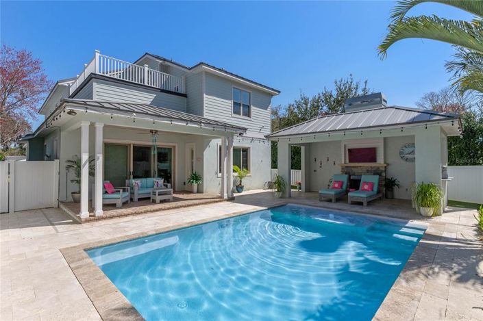 Image No.44-4 Bed Property for sale