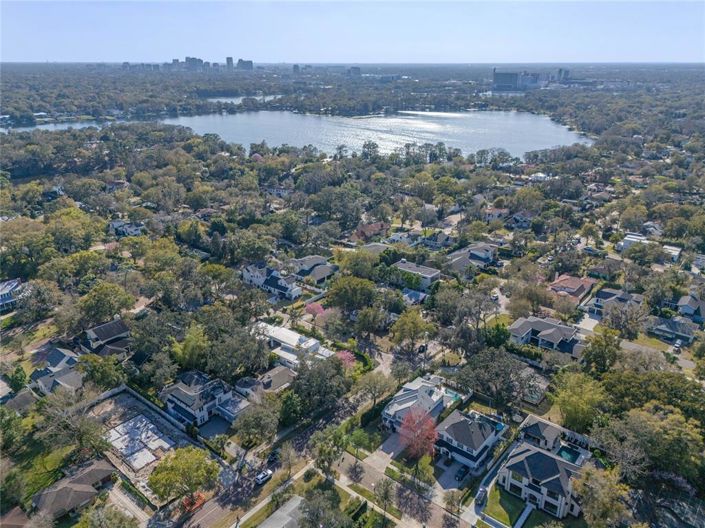 Image No.55-4 Bed Property for sale