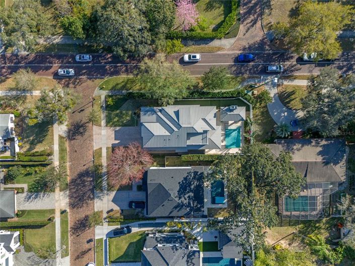 Image No.56-4 Bed Property for sale