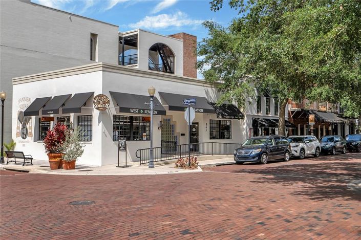 Image No.63-4 Bed Property for sale