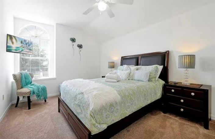 Image No.16-5 Bed Property for sale