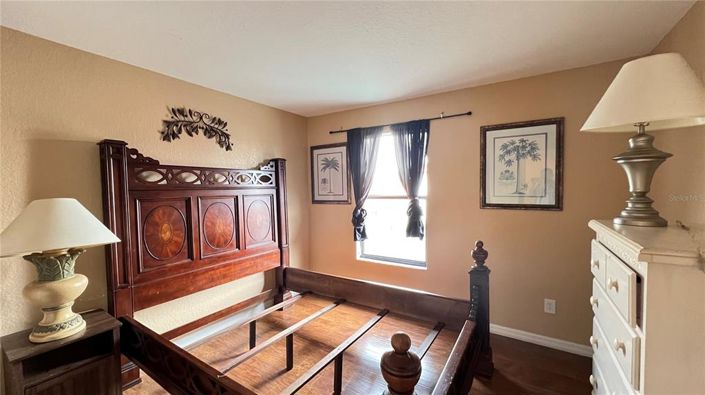 Image No.38-6 Bed Property for sale