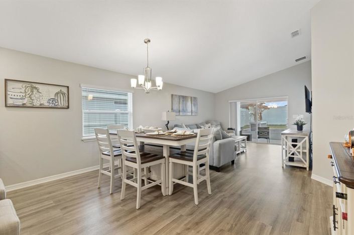 Image No.15-3 Bed Property for sale