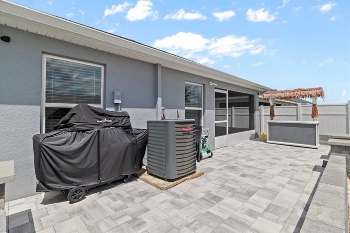 Image No.30-3 Bed Property for sale