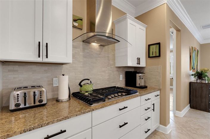 Image No.15-2 Bed Property for sale