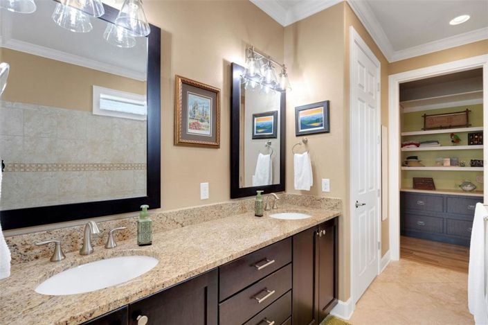 Image No.24-2 Bed Property for sale