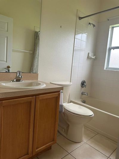 Image No.32-3 Bed Property for sale