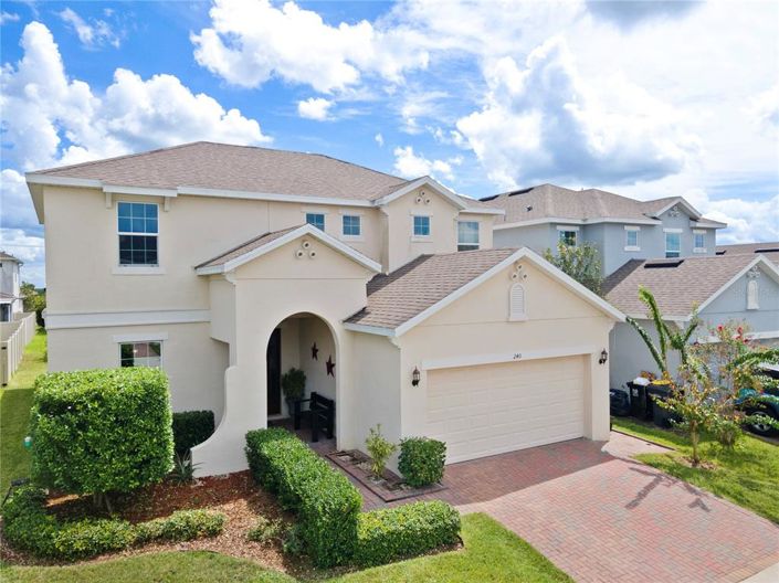 Image No.2-4 Bed Property for sale