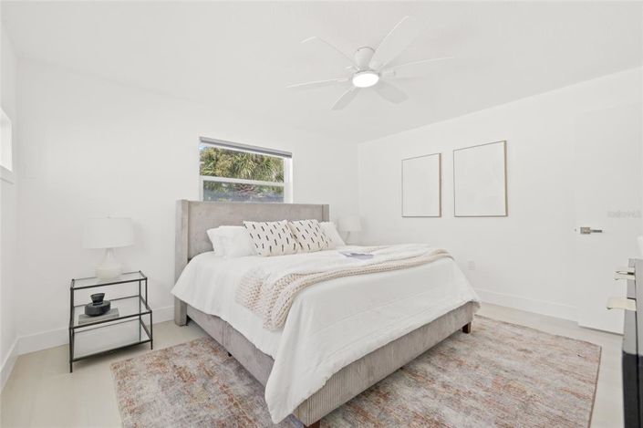 Image No.19-3 Bed Property for sale