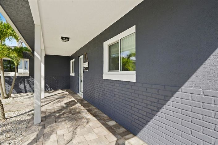 Image No.37-3 Bed Property for sale