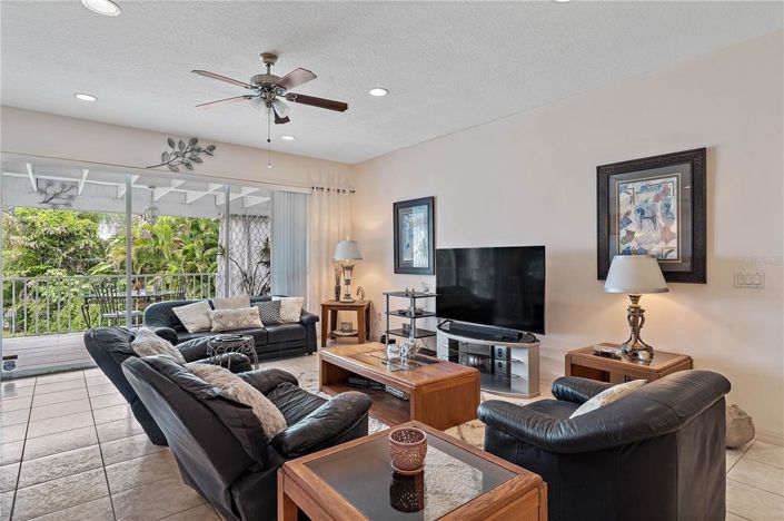 Image No.30-Propriété de 5 chambres à vendre à Floride