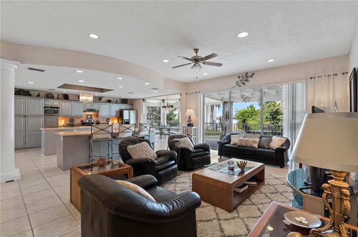 Image No.31-Propriété de 5 chambres à vendre à Floride