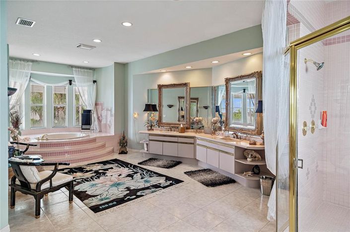 Image No.57-Propriété de 5 chambres à vendre à Floride