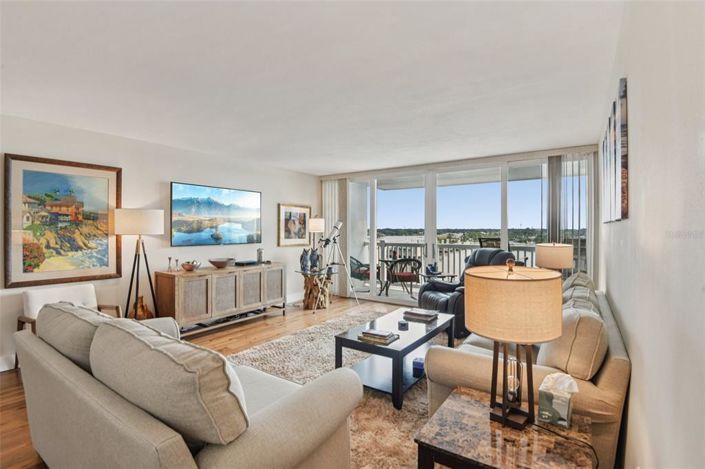 Image No.3-Propriété de 2 chambres à vendre à Treasure Island