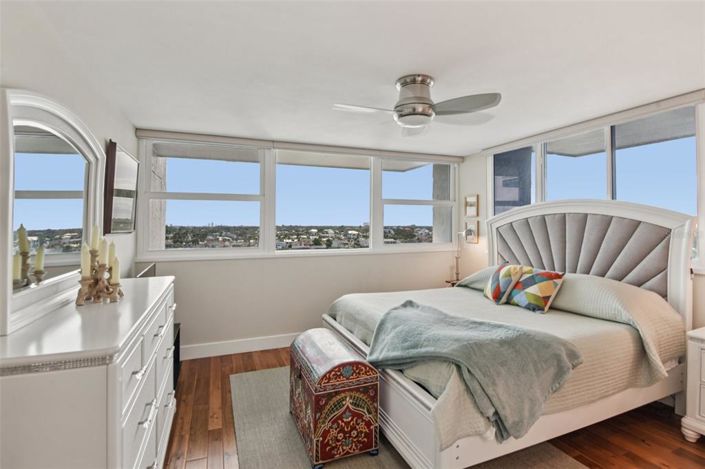 Image No.5-Propriété de 2 chambres à vendre à Treasure Island