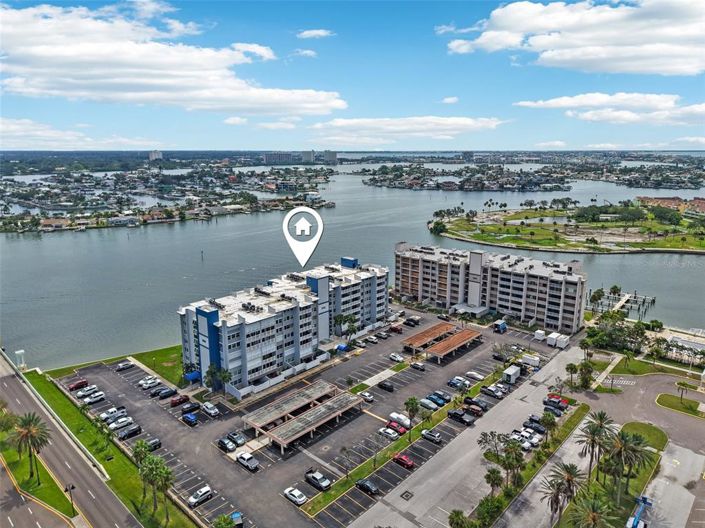 Image No.8-Propriété de 2 chambres à vendre à Treasure Island