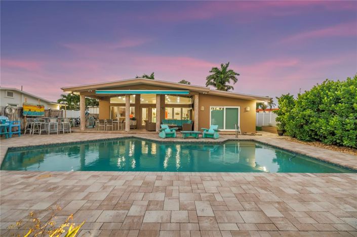 Image No.4-3 Bed Property for sale