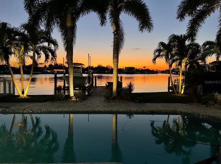 Image No.6-3 Bed Property for sale