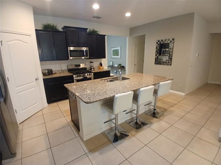 Image No.25-5 Bed Property for sale