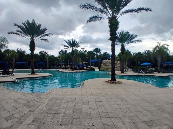 Image No.70-5 Bed Property for sale