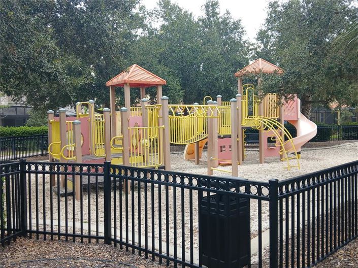 Image No.73-5 Bed Property for sale