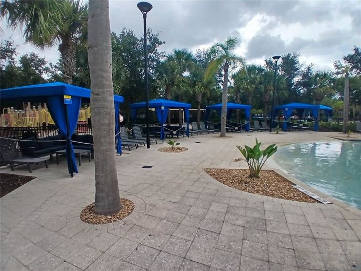 Image No.75-5 Bed Property for sale