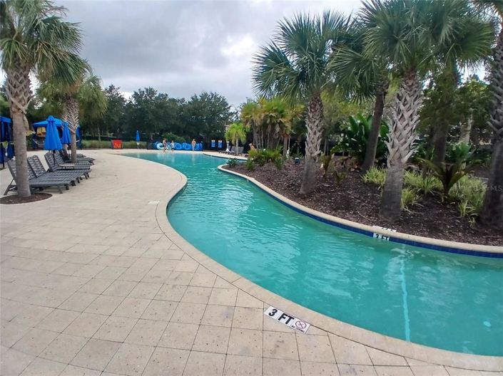 Image No.82-5 Bed Property for sale