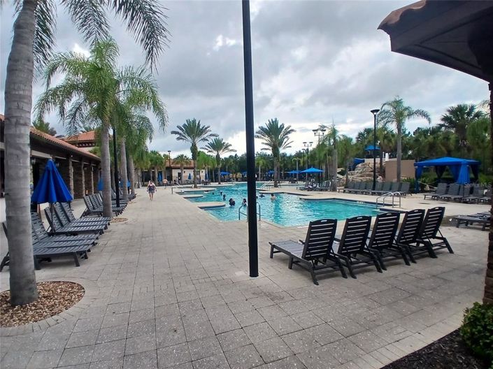 Image No.90-5 Bed Property for sale