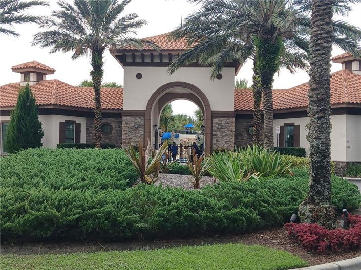 Image No.94-5 Bed Property for sale