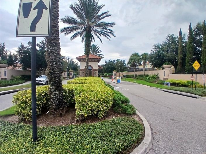 Image No.97-5 Bed Property for sale