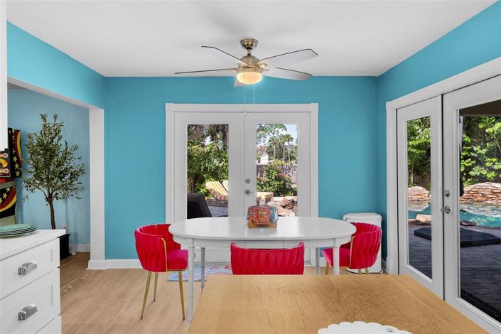 Image No.18-3 Bed Property for sale