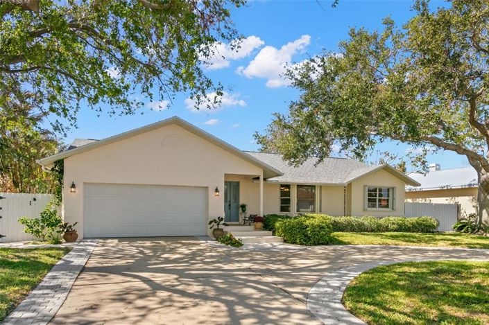 Image No.50-3 Bed Property for sale